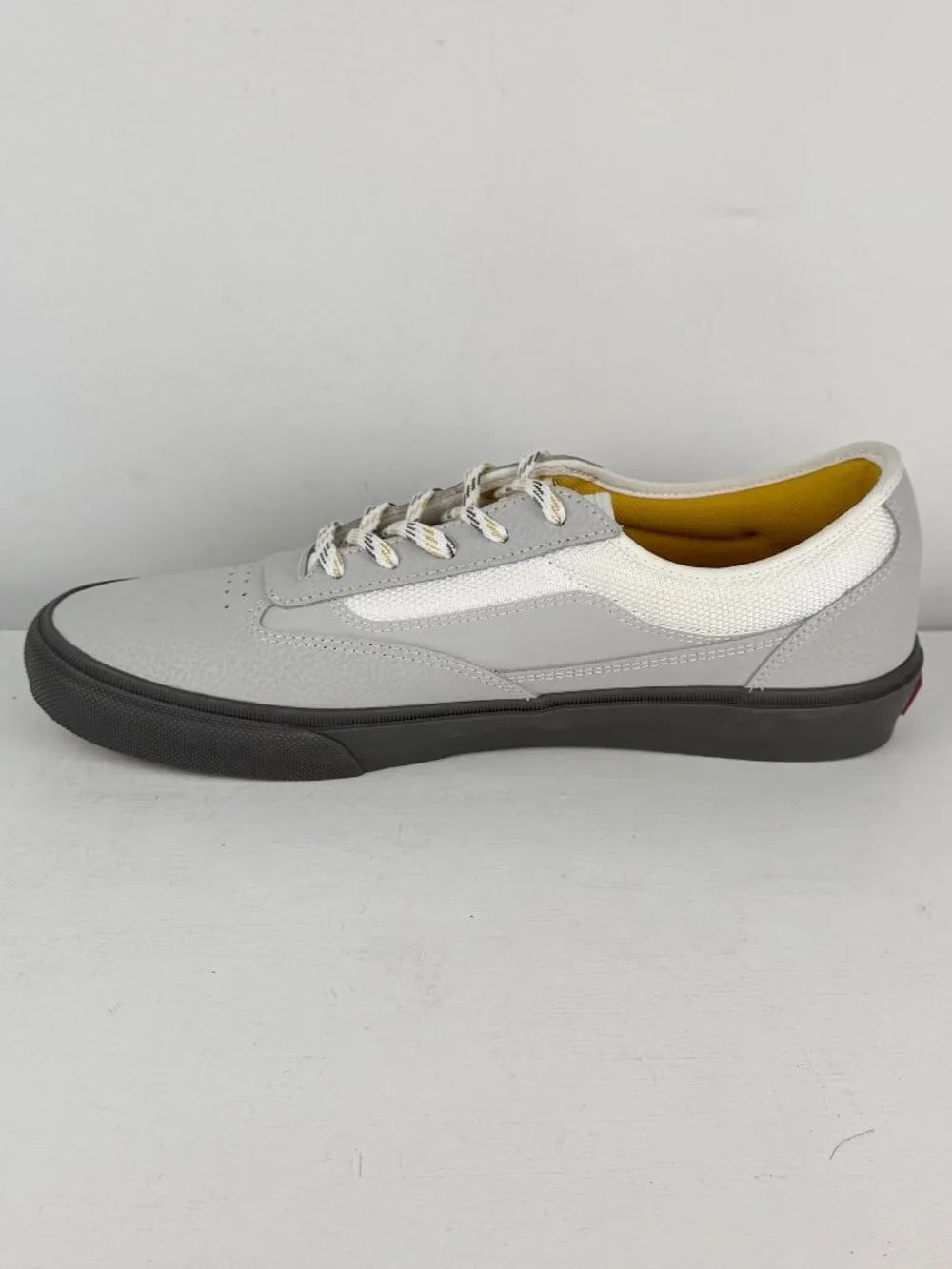 Men's 9 - VANS Skate Curren Caples Grey Yellow Shoes - 500714